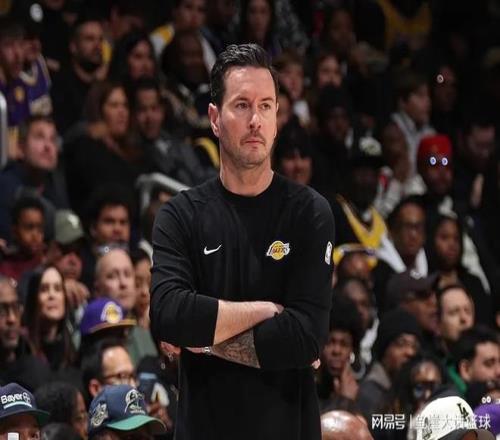 曼联欲揽巴,萨弃将卡萨,却眼睁睁错,新葡京,新葡京app,新葡京娱乐,新普京赌场